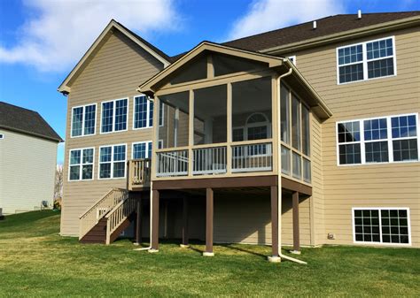 Second Story Screen Porch By Suburb Of Chicago Porch Builder Screened Porch Designs Screened