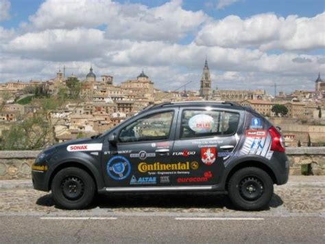 Poze Masini Noi Test De Anduranta Cu Dacia Sandero Stepway