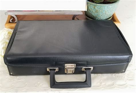 Porte Cassette Valise Noir Vintage Rangement Pour Cassette Audio