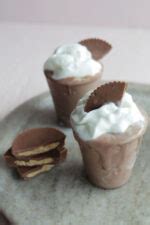 Peanut Butter Whiskey Pudding Shots (5 Ingredients) - Homebody Eats