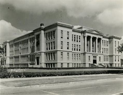 History of Waco High School | WHS60