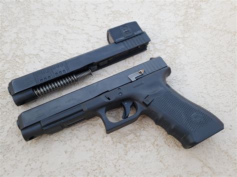 optics versus irons on pistols ⋆ Primer Peak