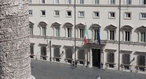 In Italia scuole e università chiuse fino al 15 marzo Nuova ordinanza