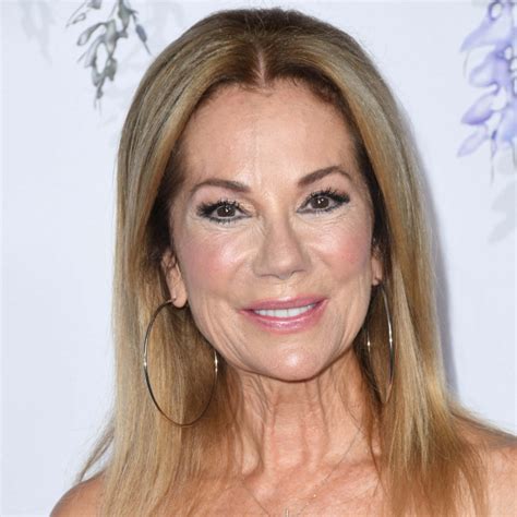 Kathie Lee Gifford Refuses To Read Kelly Ripa S Memoir