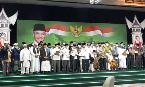 Ulama Kharismatik Dan Tokoh Adat Minangkabau Sepakat Dukung Ganjar