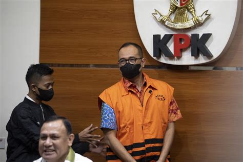 KPK Sebut Rafael Alun Terima Gratifikasi Lewat Usaha Konsultan Pajak