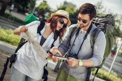 Tourist Couple Sightseeing City Stock Photo At Vecteezy