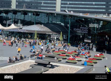 Schiphol Plaza At Schiphol Airport The Netherlands 2019 Stock Photo - Alamy