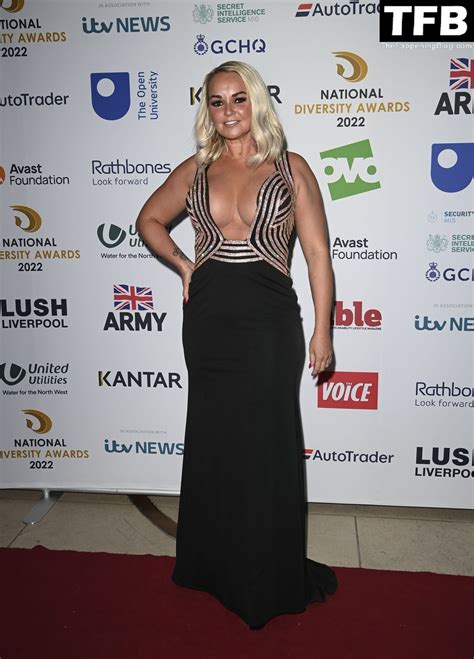 Jennifer Ellison Cleavage 16 Pics EverydayCum The Fappening