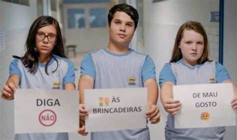 Colégios cristãos gravam vídeos para alertar sobre o desafio da