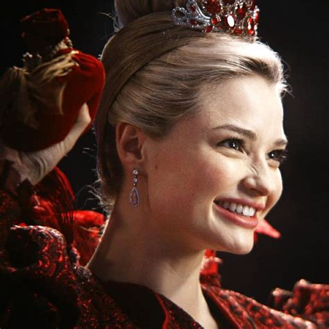 The Red Queen From Once Wonderland Red Queen Emma Rigby Ouat