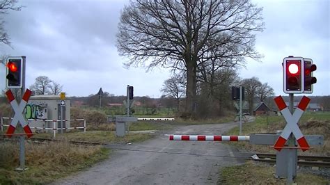 Spoorwegovergang Lutum D Railroad crossing Bahnübergang YouTube