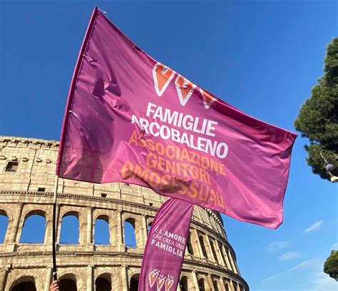 Roma Pride Un Milione Di Persone Stracolme D Orgoglio E Amore