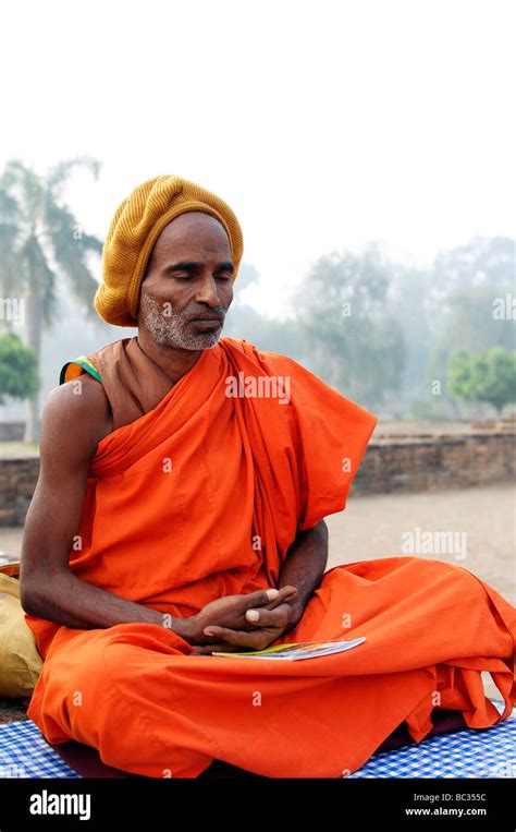 India : Indian Buddhist monks Stock Photo - Alamy