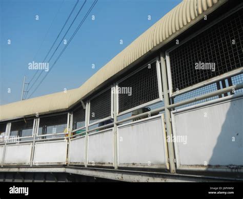 Gil puyat station hi-res stock photography and images - Alamy