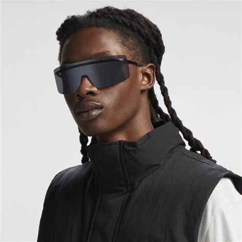 Nike Unisex Echo Shield Sunglasses In Black, in Blue | Lyst