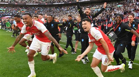 Community Shield Martinelli Magalhaes Celebrate First Trophy With Arsenal