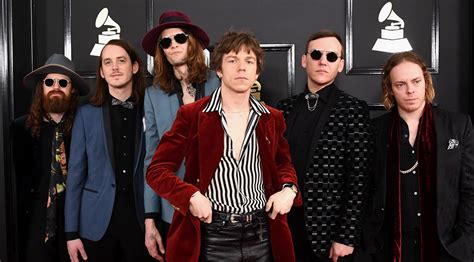 Cage The Elephant Social Cues 2019 Urge