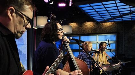 Yo La Tengo Cover The Cures Friday Im In Love On Cbs This Morning