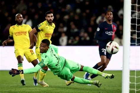 Le PSG renforce son leadership après un match intense contre Nantes