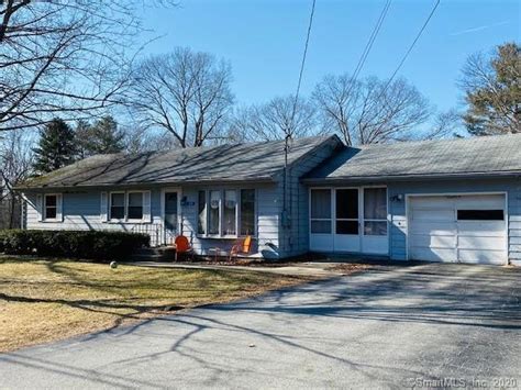 34 Quinebaug Dr Killingly Ct 06239 ®