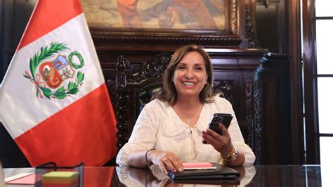 ¿quién Es Dina Boluarte La Primera Presidenta De Perú La Red 106 1 Fm