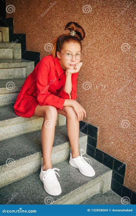 Outdoor Portrait Of Cute Preteen Girl Stock Image Image Of Hairstyle