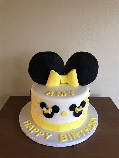 Minnie Mouse Birthday Cake Minnie Mouse Birthday Cakes Cake Fondant