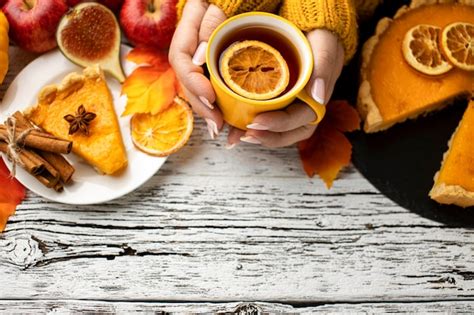 Torta Di Zucca A Fette Vista Dall Alto Foto Gratis