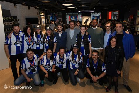 El Deportivismo Arrop A Sidnei Y Luisinho En La Smart Store De Orange