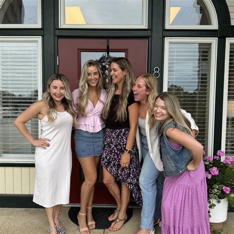 This was a Arissa‘s first MicroLaser Peel and she’s in love! 💜 A