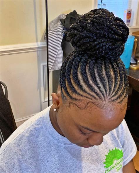 Feed In Bunponytail In 2020 Feed In Braids Ponytail Braids For