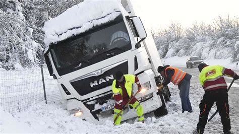 Erding Schnee Chaos Glatte Straßen Viele Unfälle aber alle enden