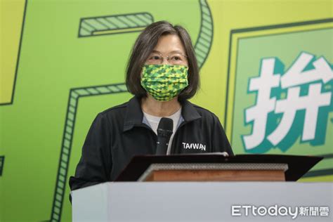 輿論爆了！蔡英文「對幹」台大 臉書火速被灌爆：一人毀全黨 Ettoday政治新聞 Ettoday新聞雲