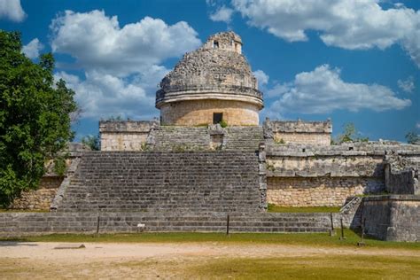 Ruinas del templo observatorio el caracol chichén itzá yucatán méxico