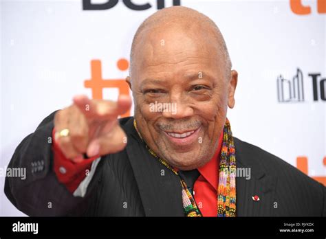 Quincy jones music producer hi-res stock photography and images - Alamy