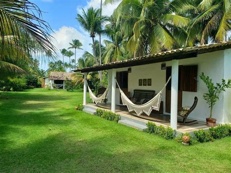 Modelos De Casitas Peque As Construidas En El Campo Con Techo