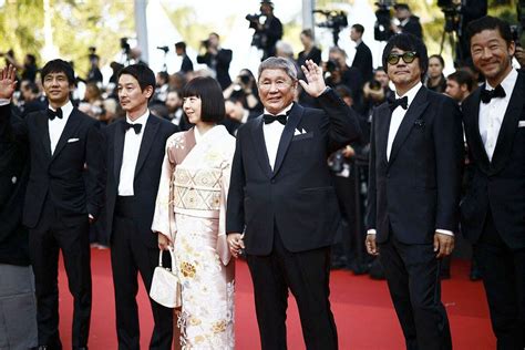 【画像・写真】charaと浅野忠信の息子・佐藤緋美がモデルのモトーラ世理奈と堂々交際中！「腰に手を回してツーショット」「自宅でスープを振る舞っ