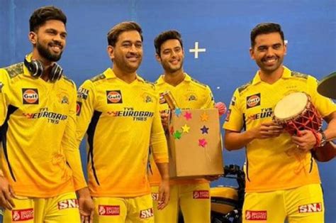 Ipl 2023 Chennai Super Kings Reveal New Jersey