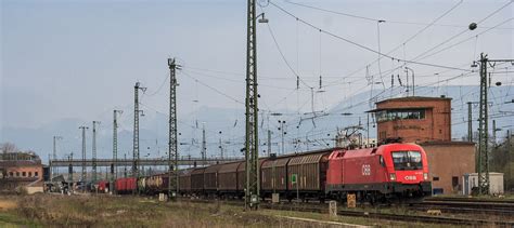 rosenheim hbf oebb   mit gem gueterzug mue flickr