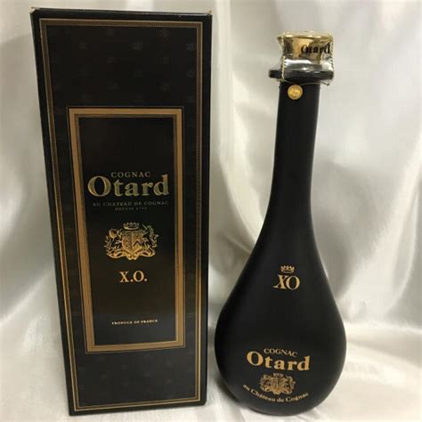 オタールotard Cognac Xo 古酒 黒ボトル 化粧箱付き 希少品の通販 By Andytoys Shop｜ラクマ