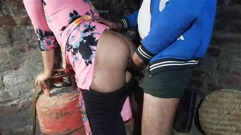 Apni Bibi Ko Khana Banate Time Choda In Clear Voice Amateur Amateur Porn XHamster