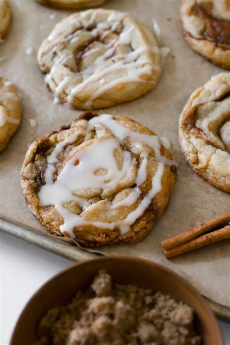 » Cinnamon Roll Cookies