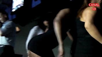 Bellezas Bailando Y Mostrando Las Bragas En El Escenario PARTE XVIDEOS