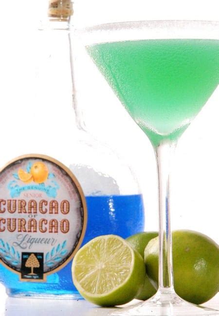 Curacao Cocktail Recipe with Rum - "Island Taxi" | White On Rice Couple