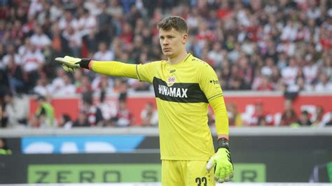 Torwart des VfB Stuttgart Was läuft zwischen Alexander Nübel und dem