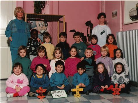 Photo De Classe Maternelle Moyens De 1988 ECOLE ERCKMANN CHATRIAN