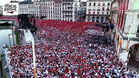 Fêtes de Bayonne 2023 les festayres chantent La Peña Baiona Vidéo