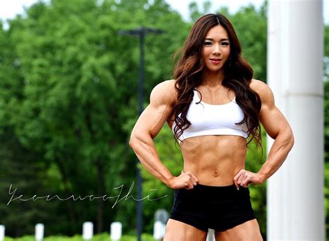 Yeon Woo Jhi The Korean Buff Lady Muscles Monsters