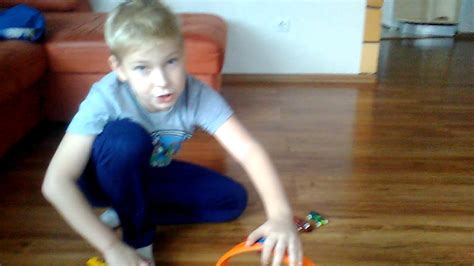 Очень крутые хотвилсы - YouTube